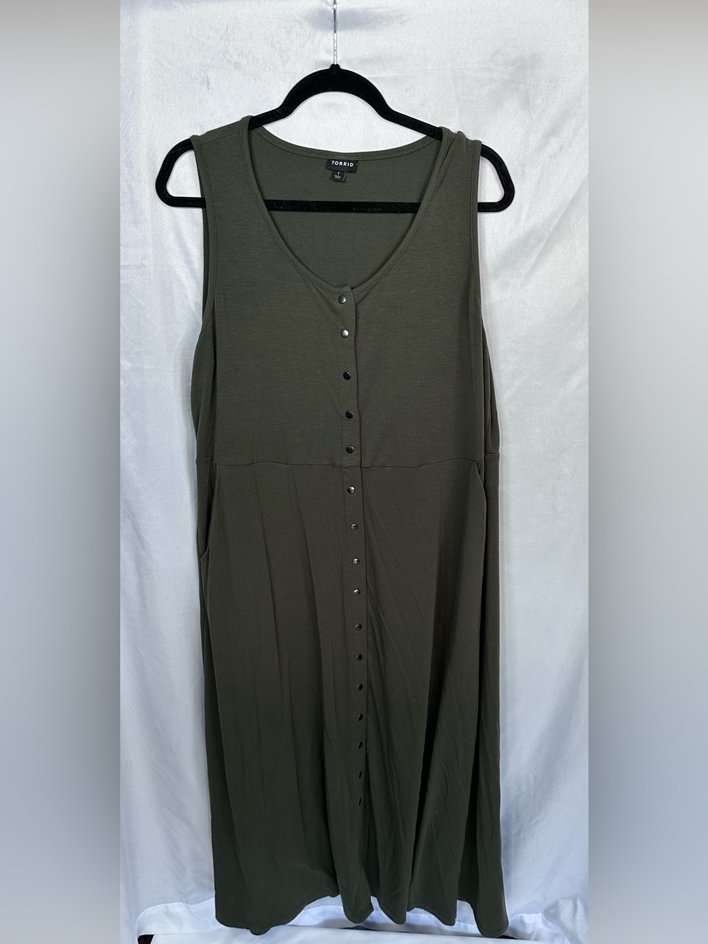 Torrid Olive Green Sleeveless Maxi Jersey Button-Front Dress Size 1